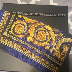 Versace Blue Leopard/Baroque Scarf
